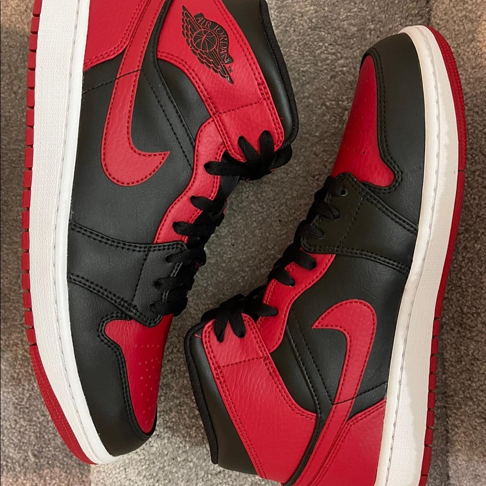 New jordan 1 mid “banned” mens shoes - Picture 9 of 15